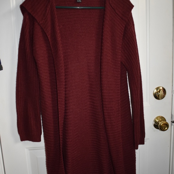 Knitted Cardigan With Hood - Picture 3 of 3